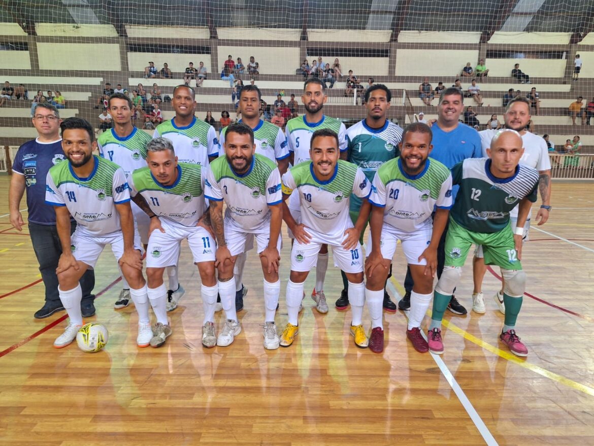 Monte Mor vence e classifica para as quartas de final do campeonato de Futsal.
