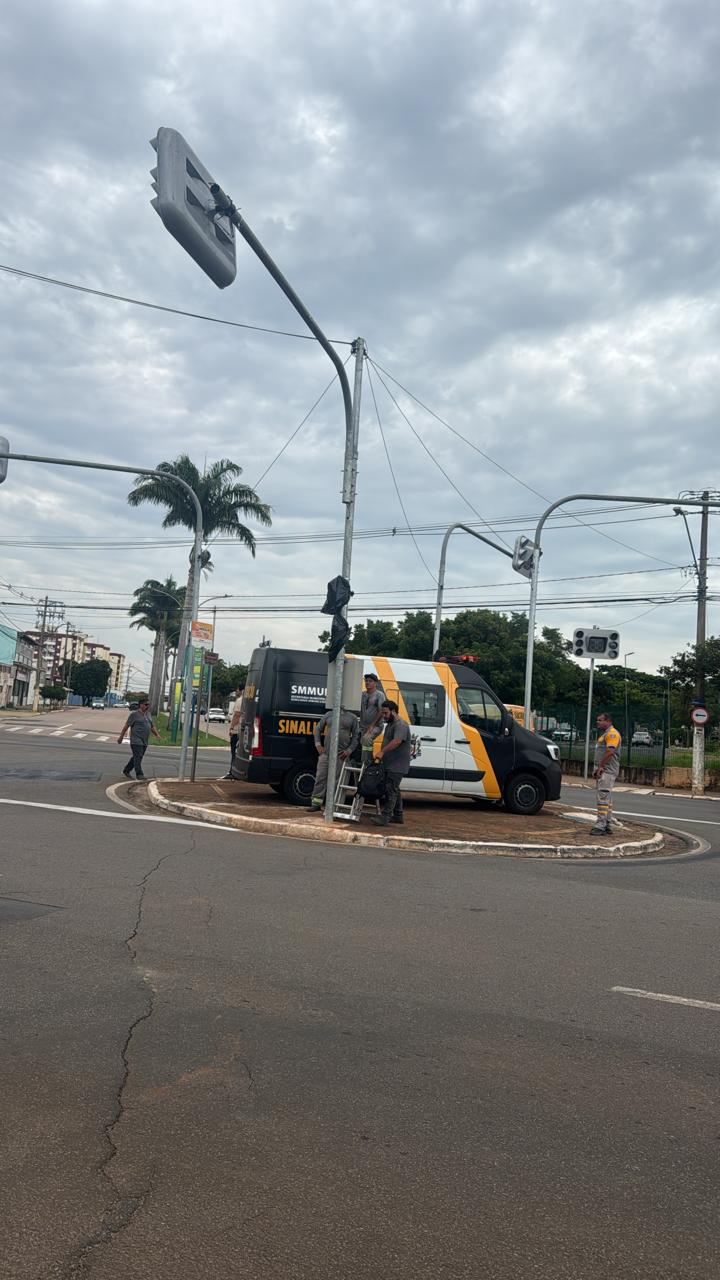 Prefeitura de Sumaré inicia testes no semáforo inteligente no cruzamento das Avenidas Rebouças e Saudade